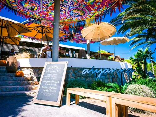 Aiyanna Restaurant & Strand